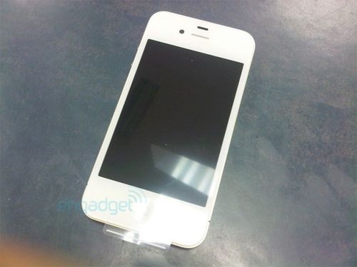 Apple-white-iphone-4-vodafone1-670x502