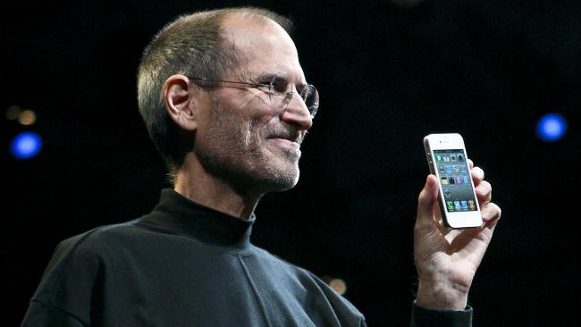 Steve-jobs-iphone