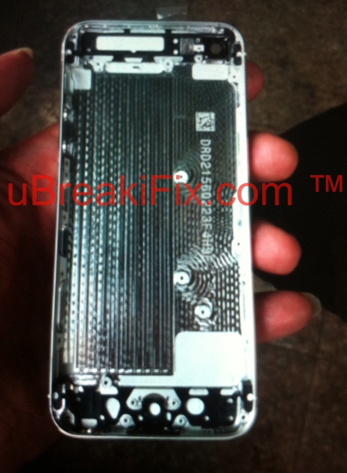 Iphone_5_rear_shell_white_2