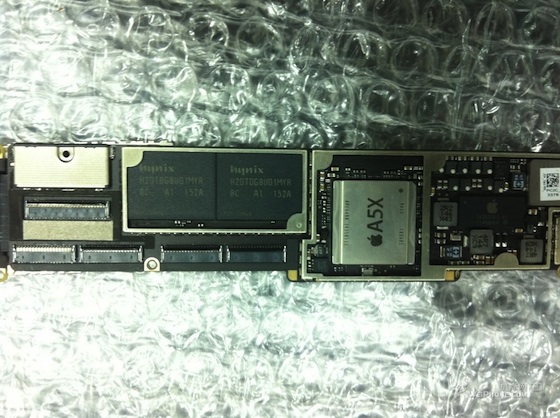 Ipad_3_logic_board_560