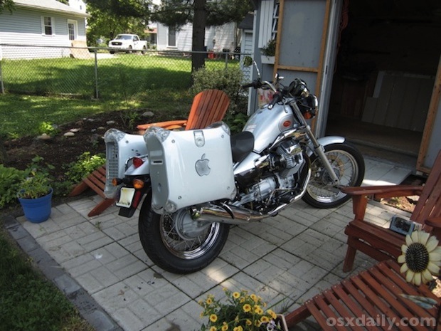 Powermac-g4-motorcycle-saddlebags